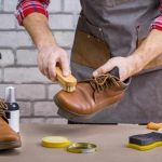Ketika Investasi Berharga Bertemu Musim Hujan Panduan Lengkap Tips Merawat Sepatu Kulit Setelah Terkena Hujan